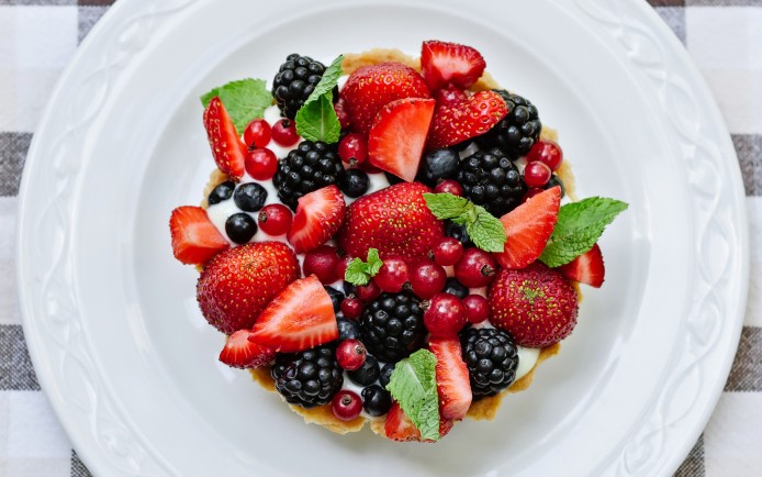 Cake met bosvruchten