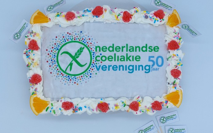 Lustrumtaart klein bewerkt.jpg